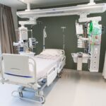 Verpleegkundig onderzoek in het ASz CCU, box, kamer, patiëntenkamer, bed